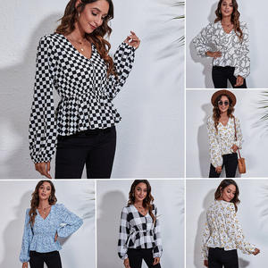 Blusa de Manga Raglán con Estampado de Moda, Estilo Dulce para <span class=keywords><strong>Mujer</strong></span>, Primavera, 100% Poliéster, Nuevo Diseño, <span class=keywords><strong>Camisa</strong></span> de Gasa con Cuello en V - Product Image 2