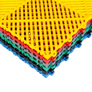 Hiện đại ngoài trời lồng vào nhau nhựa gạch PP vật liệu có thể tháo rời Modular nhà để xe ô tô showroom tầng kế hoạch thiết kế - Product Image 1