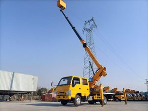 <span class=keywords><strong>Camion</strong></span> nacelle Isuzu 28m, double cabine <span class=keywords><strong>4x4</strong></span>, pour l'entretien des lignes électriques - Product Image 4