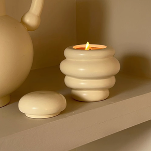 Venta al por mayor de lujo hecho a mano de múltiples formas de miel de <span class=keywords><strong>abeja</strong></span> tarro lindo romántico Festival regalo personalizado vacío cemento vela tarros con tapa - Product Image 3