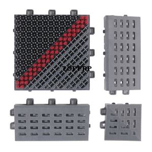 Tapis d'entrée de porte anti-dérapant extérieur robuste avec brosse - Product Image 5