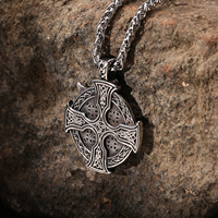 Collier Pendentif Guerrier Viking en Acier Inoxydable pour Hommes, Bijoux Historiques Mythologie Nordique, Prêt à Expédier