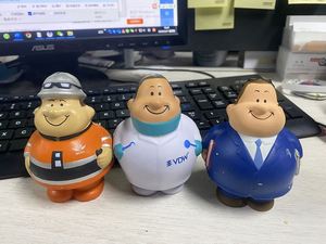 หมอชาย เบิร์ต ของเล่นบีบคลายเครียด สำหรับขายส่ง ของพรีเมี่ยม พิมพ์โลโก้ตามสั่ง ลูกบอลบีบคลายเครียด PU โฟม สำหรับทุกเพศ 1 ชิ้น/ถุง OPP - Product Image 5