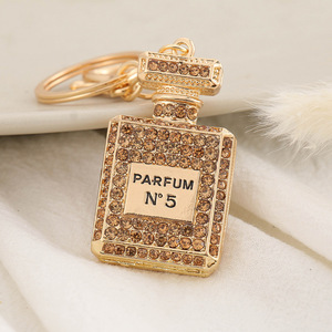 Strass Lucidi N ° 5 Portachiavi con Bottiglia di Profumo, Lussuoso Portachiavi con Diamanti per Borsa - Product Image 3