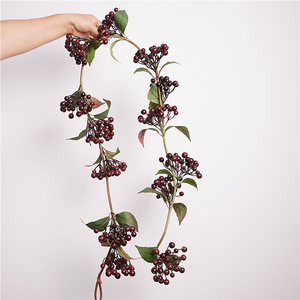 卸売高品質リアルタッチ5.2ftロングフェイクホリーブルーベリーツイン葉付き人工ベリーガーランド - Product Image 5
