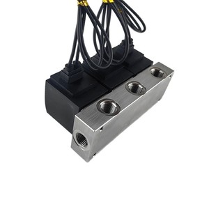 Grupo de Válvulas Integradas 4001-H3, 1 Entrada 3 Salidas, Válvula Solenoide 3 Entradas 1 Salida, Tamaño de Puerto de 1/2 Pulgada, Medio a Temperatura Normal - Product Image 1