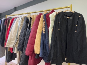 低价批发女式秋冬时尚高品质休闲厚外套裤子批量库存随机发货 - Product Image 4