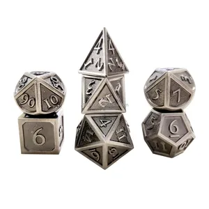 7 Stks/set Polyhedral Metal Dice Klassieke Oude Kleur Nikkel Met Carving Nummers Rpg Dices D & D Dnd Spel