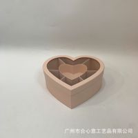 Uw schattige kleine hartvormige doos met venster, meerdere compartimenten, van composietkarton, voor fruit, bloemen, cadeaus, souvenirs, knuffels of als emmertje.