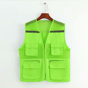 Gilet de sécurité réfléchissant en maille respirante, multi-poches, vêtements de travail haute visibilité, uniforme vert pour les travaux en extérieur - Product Image 1