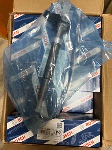 Venta caliente Common Rail Feul <span class=keywords><strong>inyector</strong></span> 0445116034 0445116035 03L130277C para V W Am Ar Ok 2,0 <span class=keywords><strong>TDI</strong></span> Fiat PEUGEOT motor - Product Image 4