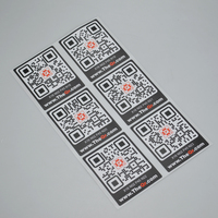 Autocollants personnalisés en PP avec logo imprimé, étanches, adhésifs, à données variables et codes QR durables
