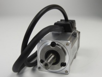 Moteur Servo Pana Sonic MHMJ082G1U MINAS A5 à Inertie Élevée 750W 3000 tr/min 2.4N.m 200V avec Câble de Liaison IP65 20 bits Incrémentaux En Stock