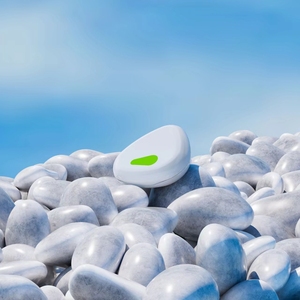 Pebble Invisible Braces Box with Aligner <strong>Chewies</strong> and Retainer Retrievers - Product Image 6