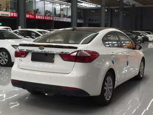 <span class=keywords><strong>Kia</strong></span> K3 1.6L Automatica GLS <span class=keywords><strong>Berlina</strong></span> Usata del 2016 con Guida a Sinistra, Sedili in Pelle, Telecamera Posteriore e Pneumatici R16 per l'Esportazione - Product Image 3