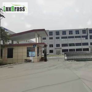 Il Nuovo Design di LUX è un Successo di Vendite e Molto Popolare, con un Campo da PADEL Panoramico Bianco Latte - Product Image 5