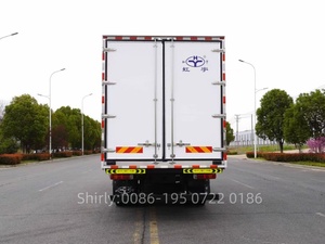 Camión Frigorífico SINOTRUK HOWO de 15 Toneladas con Motor Diésel, Sellos EPDM, Cerraduras y Control de Temperatura Personalizado - Product Image 3