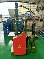 Machine de moulage par injection verticale 15/25/35T pour la fabrication de câbles USB de chargeurs mobiles