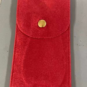 Estuche de Viaje Redondo para Reloj de Terciopelo Verde, con Materiales Reciclados, Personalizable, Gran Venta - Product Image 6