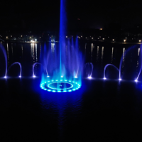 Fontaines d'eau flottantes décoratives d'extérieur avec musique dansante, élégante fontaine décorative d'extérieur