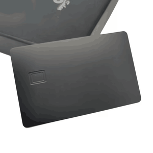 Carte bancaire vierge personnalisable en métal réfléchissant (noir/argent/or rose/arc-en-ciel/or 24 carats) avec fente pour puce - Product Image 4