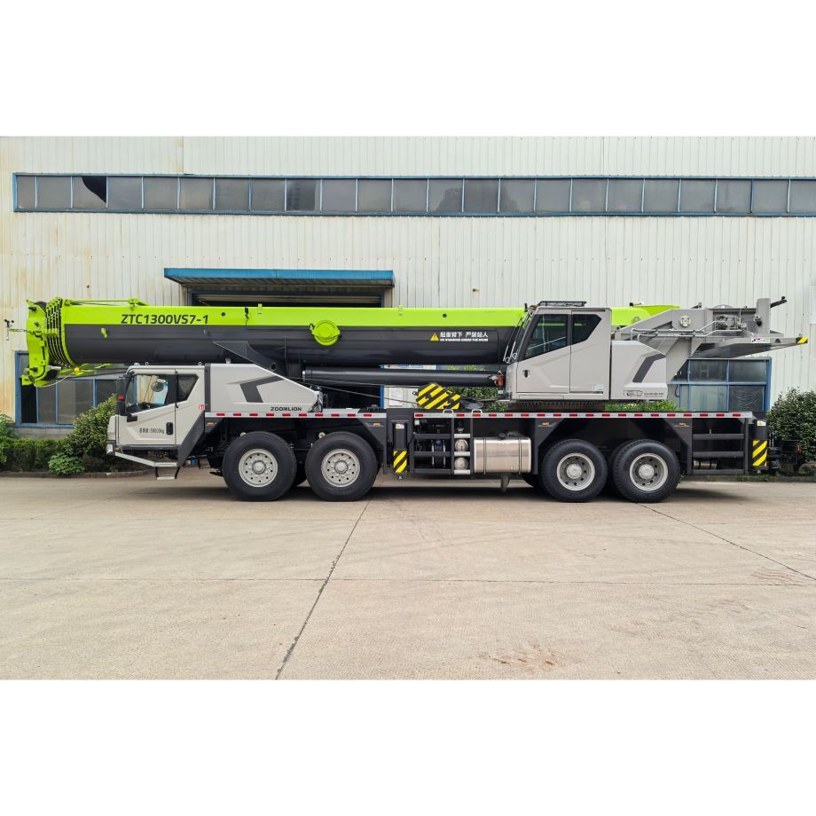 Zoomlion ZTC1300V Crane - 76m Lifting Height & High Load Moment