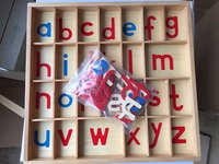 QISHOU Boîte d'alphabet mobile Montessori, jouet éducatif en bois, ensemble de lettres modèle 26 pour l'orthographe et la création de mots, 3 ans et plus