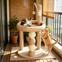 Arbre à chat multi-niveaux avec poteaux à gratter en sisal, lit rond en peluche pour chat, jouet à suspendre, tour pour chat beige, usine OEM ODM sur mesure