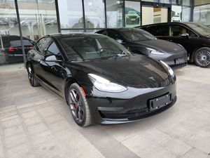 รถยนต์เทสล่า รุ่น <span class=keywords><strong>3</strong></span> ปี <span class=keywords><strong>2022</strong></span> แบบ <span class=keywords><strong>Performance</strong></span> ขับเคลื่อนสี่ล้อ ระบบขับเคลื่อนด้วยพลังงานไฟฟ้า  พวงมาลัยซ้าย  ประเภทรถซีดาน สีภายนอกดำ  ระยะทางวิ่งแบบ NEDC 100-150 กม. แบตเตอรี่ 30 กิโลวัตต์ชั่วโมง - Product Image 3