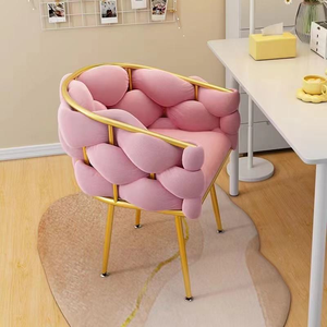 Ensemble de canapés d'appoint de luxe en velours doré, style nordique moderne, avec élément métallique élégant, pour salons et salles d'attente - Product Image 3