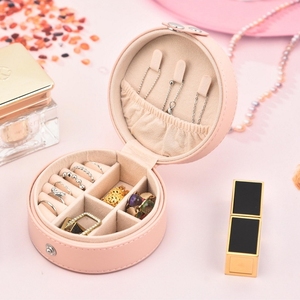 กล่องใส่เครื่องประดับหนัง PU แบบพกพา ดีไซน์ใหม่ กล่องใส่เครื่องประดับทรงกลมขนาดเล็กสำหรับเดินทาง - Product Image 4