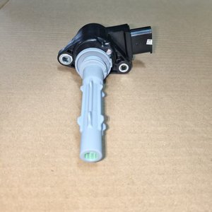 Bobine d'allumage pour BOSCH 2729060060 pour <span class=keywords><strong>Mercedes</strong></span> Benz Pièce automobile Moteur M272 W203 W204 C280 CLK350 <span class=keywords><strong>E320</strong></span> R350 SLK - Product Image 5