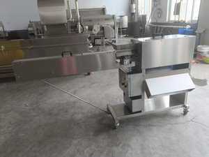 Machine à éplucher la peau <span class=keywords><strong>de</strong></span> carotte en acier inoxydable/éplucheur <span class=keywords><strong>de</strong></span> navet <span class=keywords><strong>de</strong></span> radis commercial - Product Image 3