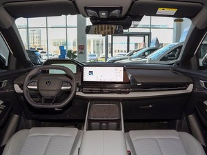 2025 Changan CS55PLUS PHEV สมาร์ท<span class=keywords><strong>ปลาวาฬ</strong></span>สีฟ้า<span class=keywords><strong>125</strong></span>กม., L2<span class=keywords><strong>รถ</strong></span>ยนต์ไฟฟ้าไฮบริดขนาดกะทัดรัด - Product Image 6