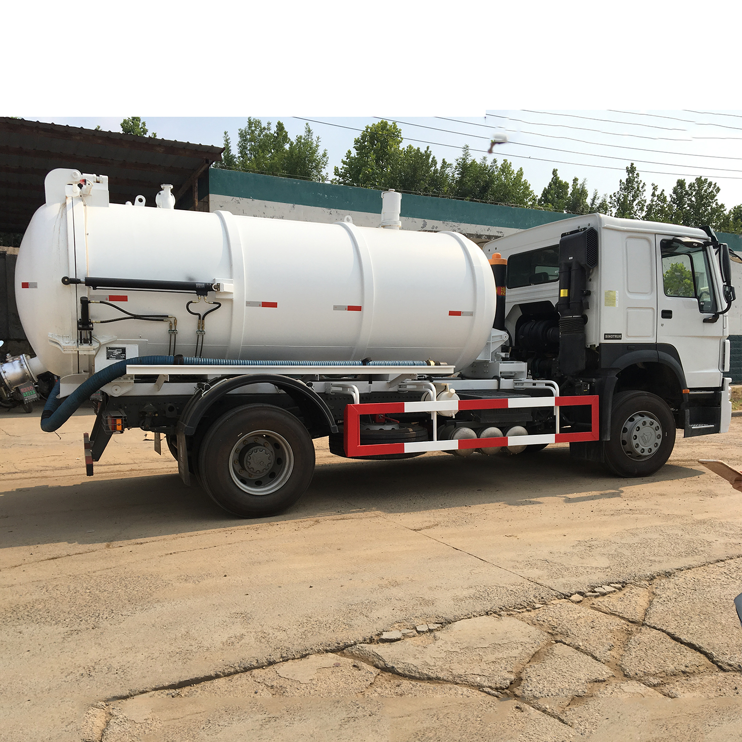 Sinotruk Howo, 15 м3, 20 м3, 25 м3, 4 х2