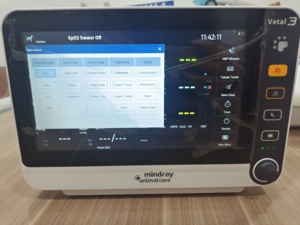 Moniteur patient vétérinaire portable Mindray Vetal 3, moniteur de signes vitaux multiparamètres pour chiens, chats, animaux domestiques - Product Image 2
