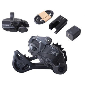 Système de changement de vitesse électronique sans fil <span class=keywords><strong>Shimano</strong></span> Deore <span class=keywords><strong>XT</strong></span> Di2 M8250 1x12 vitesses SW+RD+EC-DN100 avec chargeur pour VTT (vélo de montagne) d'origine - Product Image 1