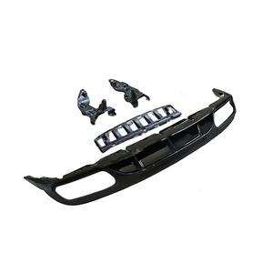 Diffuseur arrière noir brillant de style C63 Edition 1 parfaitement adapté pour <span class=keywords><strong>Benz</strong></span> C205 AMG Coupé 2015-2021 |   Diffuseur de pare-chocs de voiture - Product Image 2