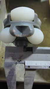 Um plástico moldado diâmetro 52mm espessura 40mm tamanho do furo 8mm 10mm 12mm <span class=keywords><strong>Omni</strong></span> roda para manter a carga em movimento - Product Image 3