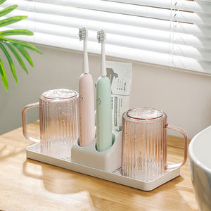 Morden 4-teiliges Badezimmer-Set Elektrischer Zahnbürsten halter 2 transparente Tassen Kunststoffs chale für Badezimmer in Becher-Aufbewahrung regal qualität - Product Image 5