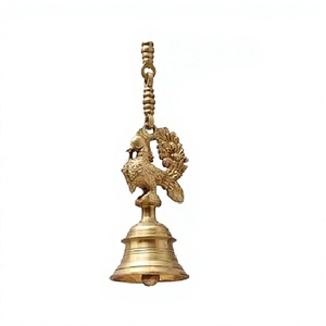 Cloche suspendue en laiton motif paon, plaquée or, décorative, style temple, thème antique, objet de collection artistique, pour mur, entrée de maison, Pooja - Product Image 1