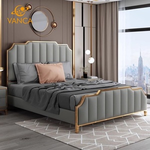 Op Maat Gemaakte Moderne Luxe Kingsize Bed Breed Hoofdeinde Met Goud Roestvrij Staal Fluwelen Stof Slaapkamerbedset Design Meubels - Product Image 4