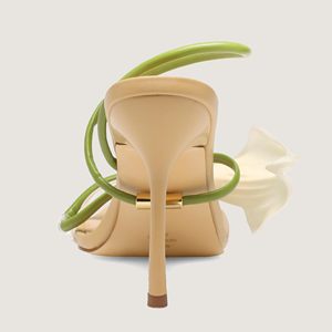 صنادل نسائية أصلية ذات كعب عالٍ رفيع بتصميم زهرة خضراء من البولي يوريثان ومقدمة مستديرة، جودة عالية، جملة، بكميات كبيرة، عصرية - Product Image 5