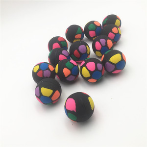 Pelota de goma personalizada Unisex de 32mm, juguete deportivo colorido con logotipo personalizado para máquinas expendedoras y promociones deportivas - Product Image 5