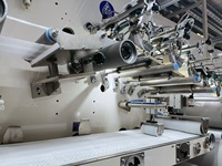 Máquina Totalmente Automática de Alta Velocidad para la Fabricación de Pañales para Bebés, para la Producción de Pañales Desechables para Bebés