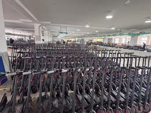 Trottinettes électriques pliables à deux roues <span class=keywords><strong>Xiaomi</strong></span>, très demandées, pour homme et femme, moteur brushless 350W avec contrôle par application - Product Image 4
