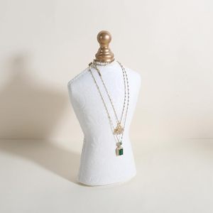 Yishang Nhung Vòng cổ Chủ đồ trang sức hiển thị đứng đồ trang sức trắng vòng cổ hiển thị Boutique Bust <span class=keywords><strong>Countertop</strong></span> hiển thị mô hình búp bê - Product Image 2