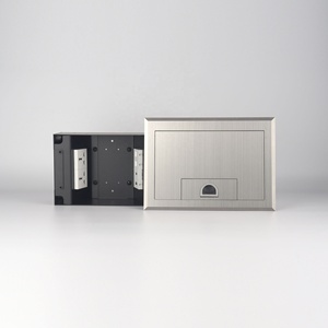 กล่องเต้ารับไฟฟ้าแบบฝังพื้นพร้อมฝาปิดแบบปิดนุ่มนวล มีเต้ารับไฟฟ้าสำหรับพื้นยกสูงและพื้นคอนกรีต - Product Image 3