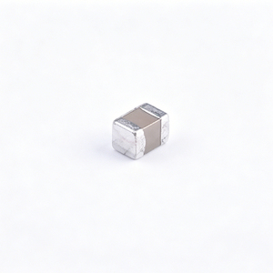 Condensateur céramique multicouche SMD MLCC CL21A106KOQNNNE, haute fiabilité, montage en surface - Product Image 1