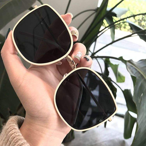 New best-selling fashionable <b>large</b> <b>frame</b> women's and men's sunglasses with UV protection high-quality and affordable sunglasses - Product Image 5